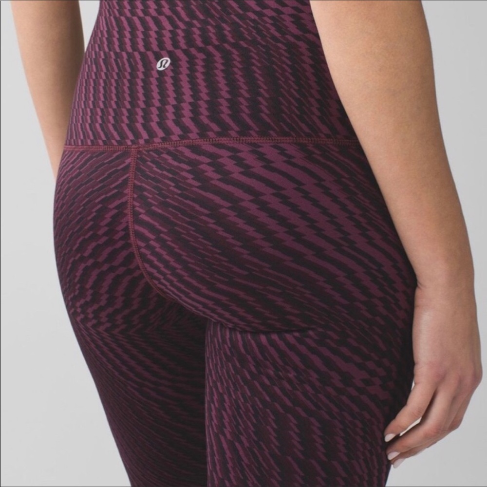 Wunder Under Crop III